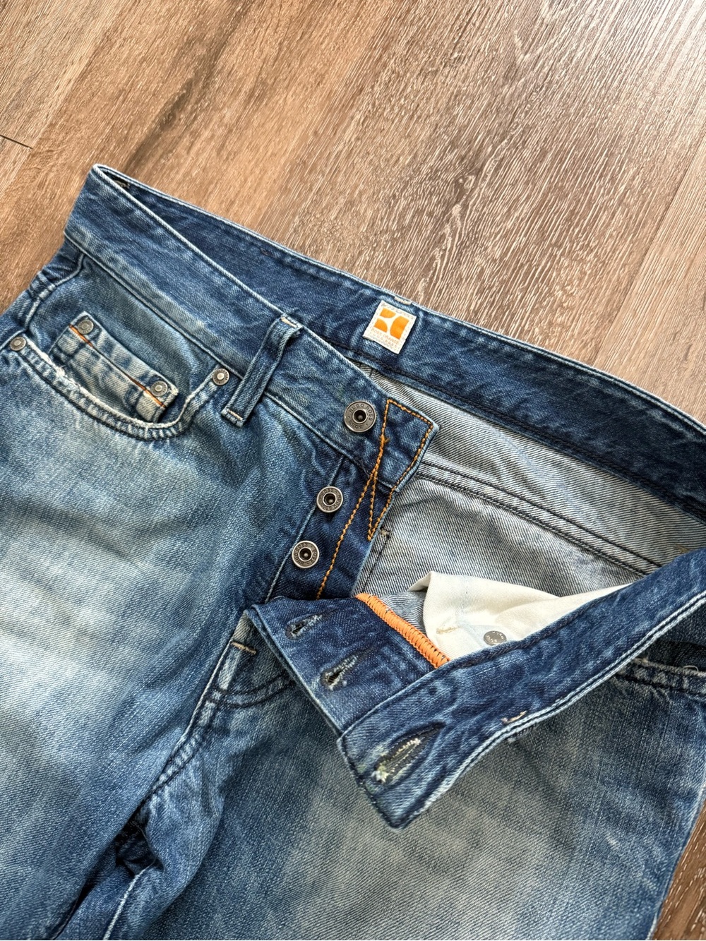 Hugo Boss Men's Straight-Leg Washed Blue Jeans size 30/30